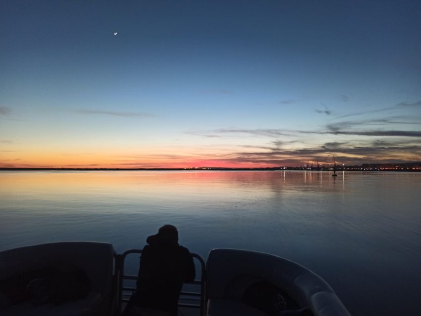 Faro: Sunset 1 hour Ria Formosa Boat Tour - Comfort, safety, and practical clothing