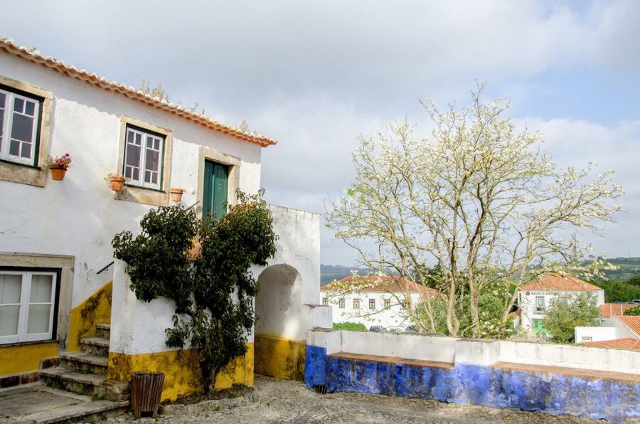 Fátima, Óbidos and the Atlantic Coast Day Tour from Lisbon - Fátima: a serious and peaceful opening