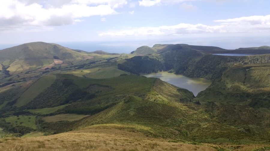 Flores Island: Full-Day Guided Tour - Weather, clothing, and the pace of the day