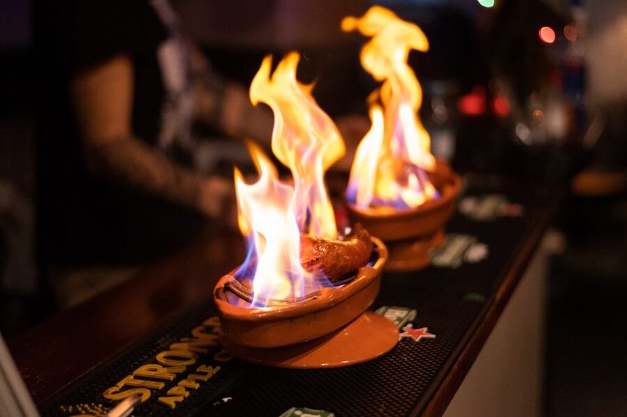 Food Tour: Portuguese wine & Tapas with Ginjinha Tasting - Final stop: the longest pause of the evening