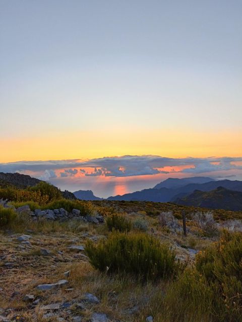 From 0 to 1818 meters to Pico do Arieiro Sunrise - Should You Book the Pico do Arieiro Sunrise Tour?