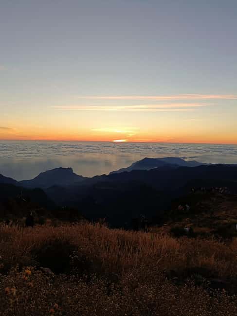 From 0 to 1818 meters to Pico do Arieiro Sunrise - The Quiet Levada dos Balcões Walk