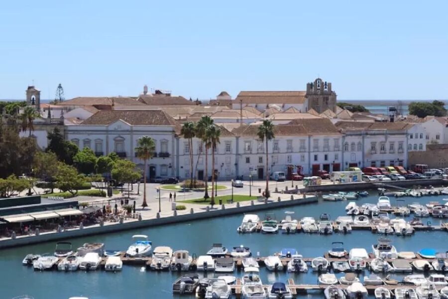 From Albufeira: Full-Day Tour of Algarve Eastern's Finest - Faro: the Algarve capital opens the day