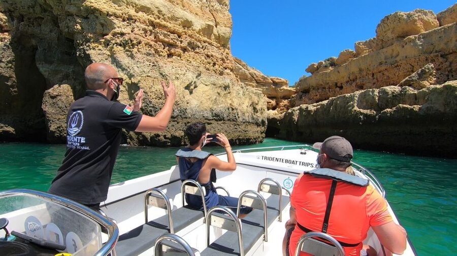 From Armação de Pêra: Benagil Caves and Beaches Boat Tour - Albandeira Arch and the middle stretch of the route