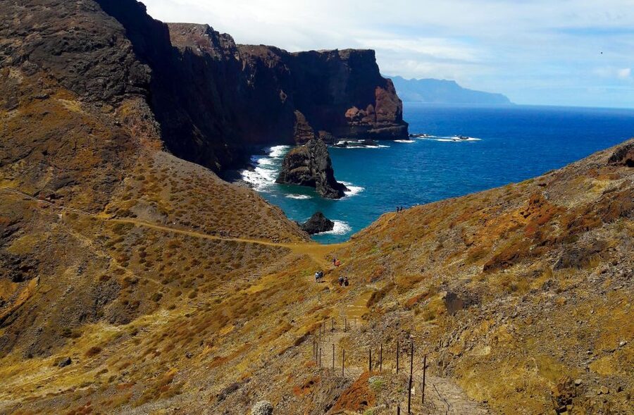 From Funchal: Ponta de São Lourenço/Caniçal Full-Day Hike - A swim break at Casa do Sardinha