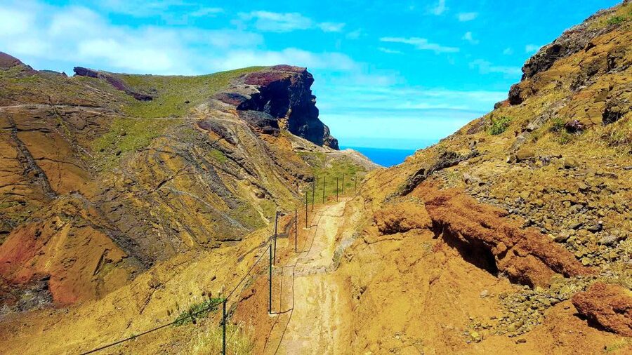 From Funchal: Ponta de São Lourenço/Caniçal Full-Day Hike - Walking back or taking the optional speedboat
