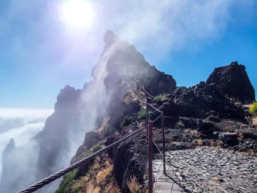 From Funchal: Transfer to Pico do Arieiro & Pico Ruivo Trail - Who should book this experience
