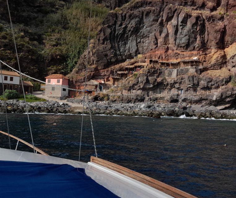 From Funchal: West Bays Sailing Tour with Lunch - Should you book the West Bays Sailing Tour?