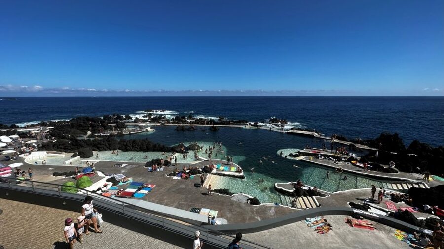 From Funchal:West Madeira Open-roof 4x4 Day Tour with Pickup - Porto Moniz: lunch and saltwater pools