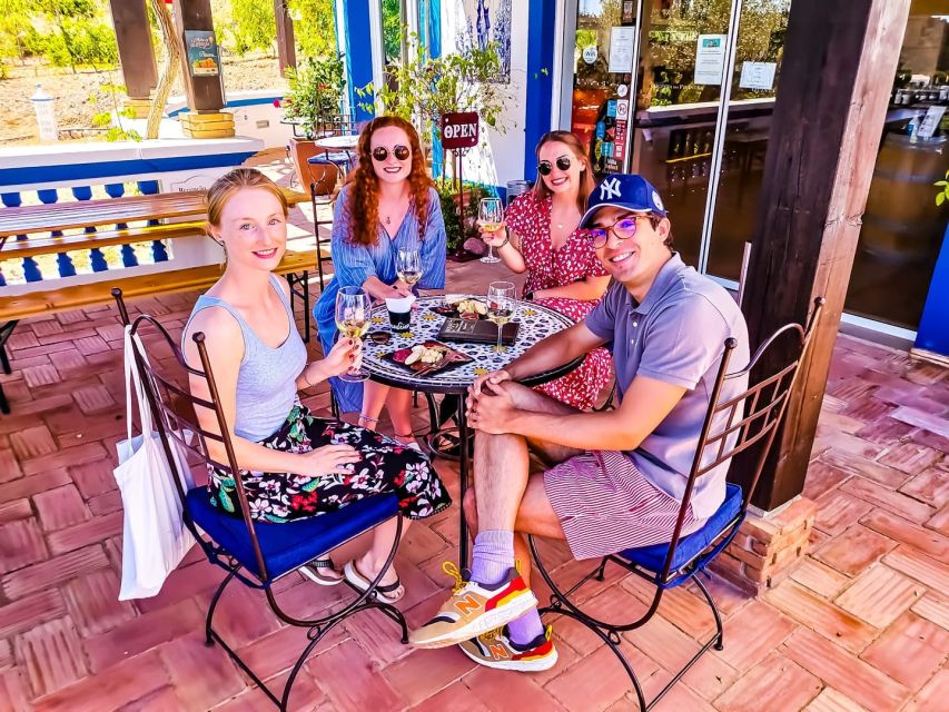 From Lagos: Small-Group 4-Hour Wine Tasting Tour - What the small group changes