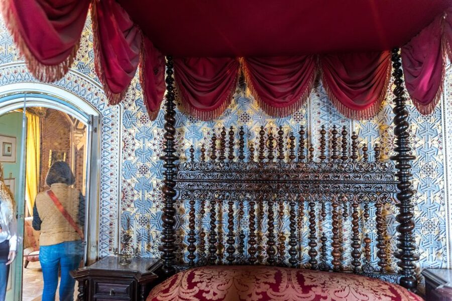 From Lisbon: Best of Sintra and Cascais Guided Day Tour - The coastal return to Lisbon