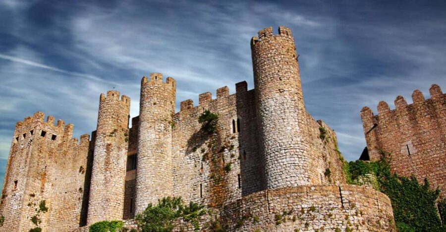 From Lisbon: Fátima, Batalha, Nazaré & Óbidos Full-Day Tour - Fátima and the story of the 1917 apparitions