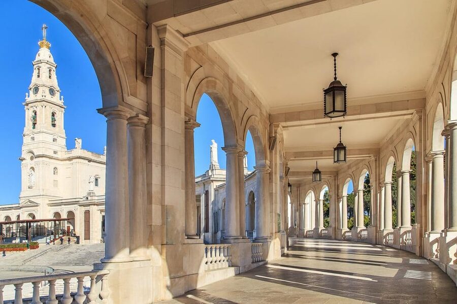 From Lisbon: Fatima, Batalha, Nazare, Obidos - Small Group - Why the $39 price is strong value