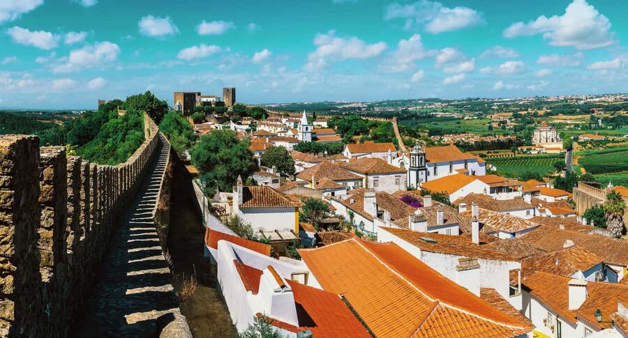 From Lisbon: Nazare Big Waves and Óbidos Guide Day Trip - Why Nazaré is the right first stop