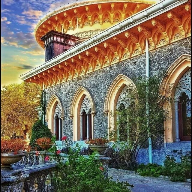 From Lisbon: Pena Palace, Regaleira, Sintra & Cascais Tour - Pena Palace: colorful terraces and big views