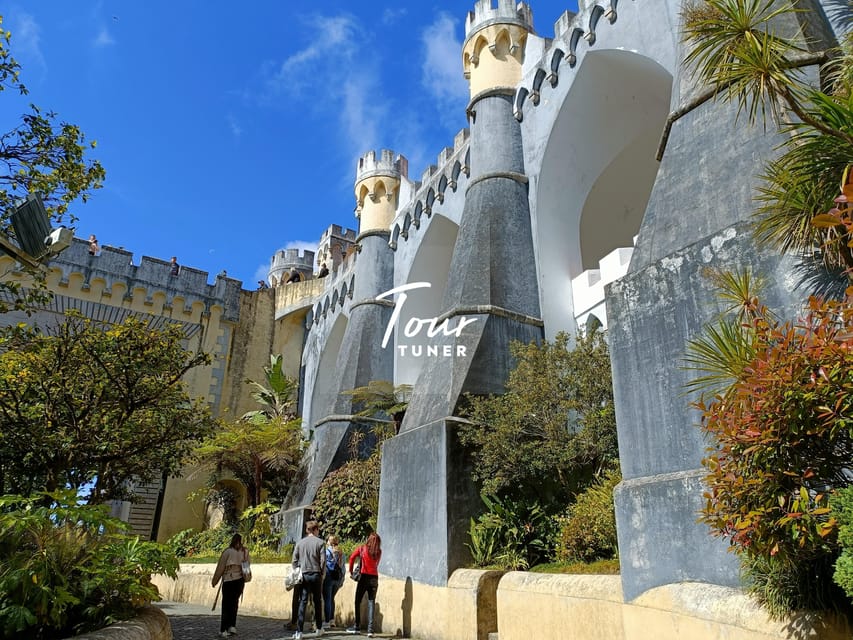 From Lisbon: Sintra, Cabo da Roca, & Cascais Private Tour - What the private guide adds