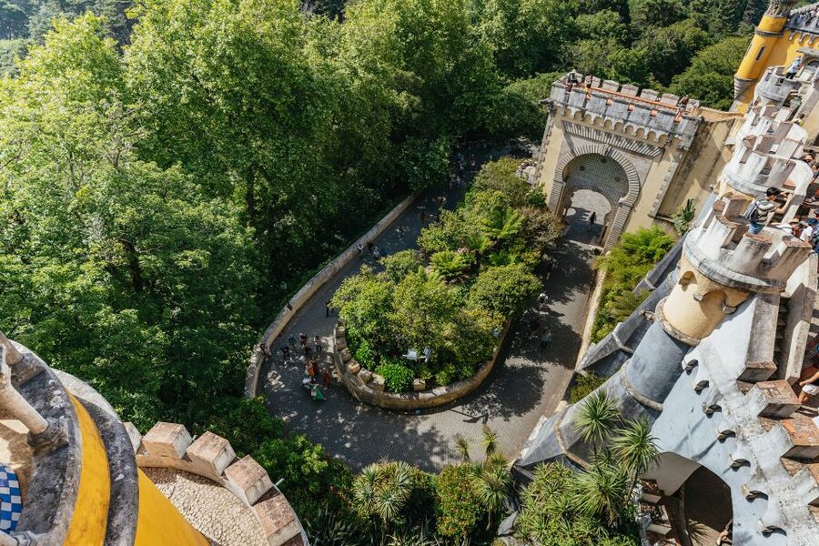 From Lisbon: Sintra & Cascais Small Group Tour with Tickets - What to bring and how to pace your day