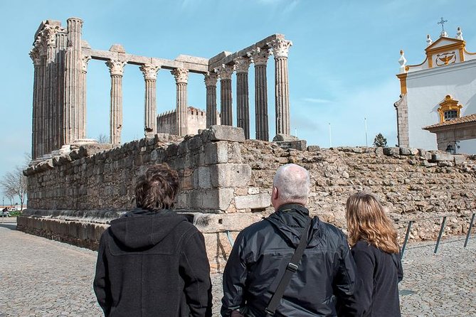 From Lisbon to Alentejo: Évora and Megaliths Full-Day Group Tour - How the small group affects the day