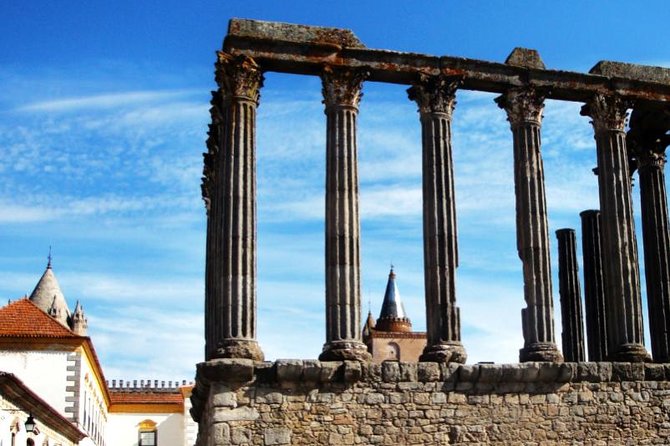 From Lisbon to Alentejo: Évora and Megaliths Full-Day Group Tour - The drive from Lisbon sets the stage