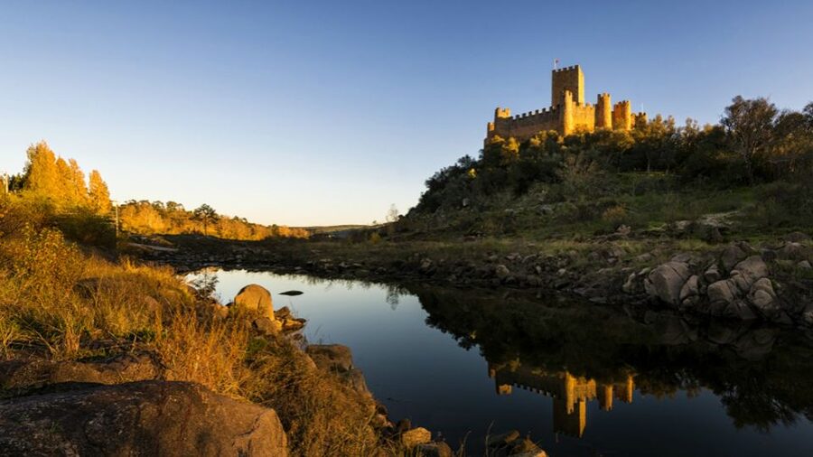 From Lisbon: Tomar, Christ Convent & Almourol Castle Tour - Santa Maria dos Olivais and the Templar town