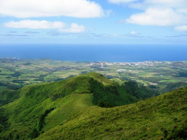 From Ponta Delgada: Lagoa do Fogo Half-Day Jeep Tour - Why Lagoa do Fogo deserves a half-day