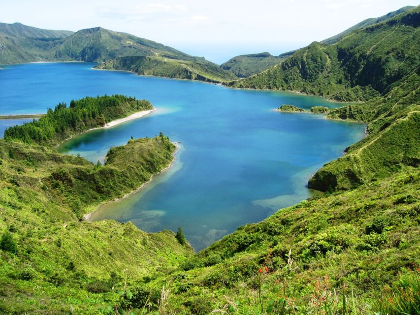 From Ponta Delgada: Lagoa do Fogo Half-Day Jeep Tour - From Ponta Delgada to Pico da Barrosa