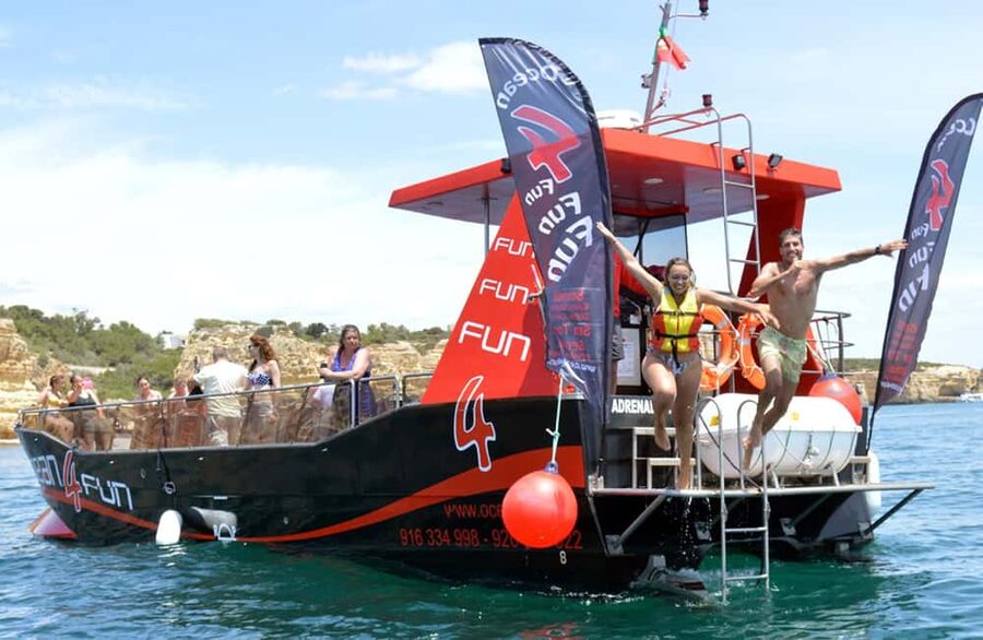 From Portimão: 2-Hour Catamaran Tour to Benagil Caves - Benagil Cave and the Algarve cliffs