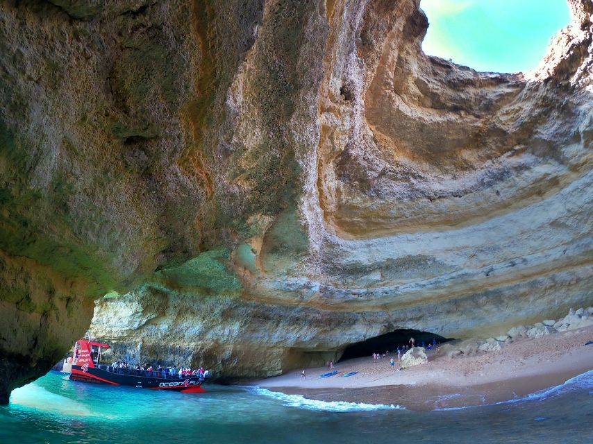 From Portimão: 2-Hour Catamaran Tour to Benagil Caves - Swimming, clothing, and what to pack