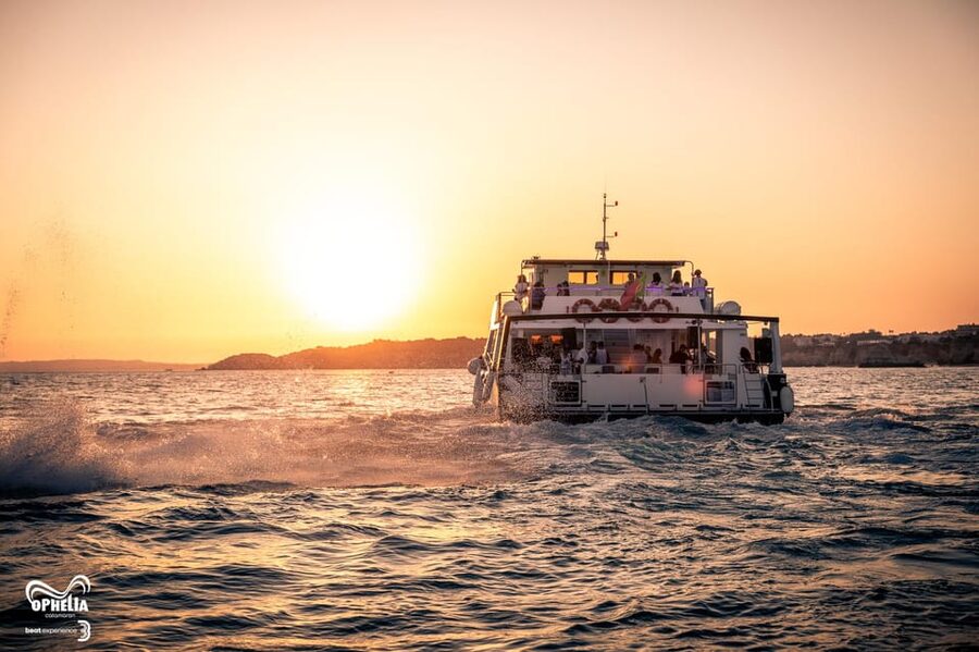 From Portimão: Benagil Sunset Cruise - Why this Portimão sunset cruise works so well