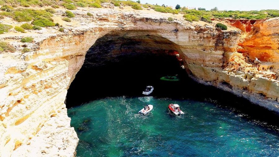 From Portimão: Private Boat Tour to Benagil Cave - Ferragudo Castle and the fishing village