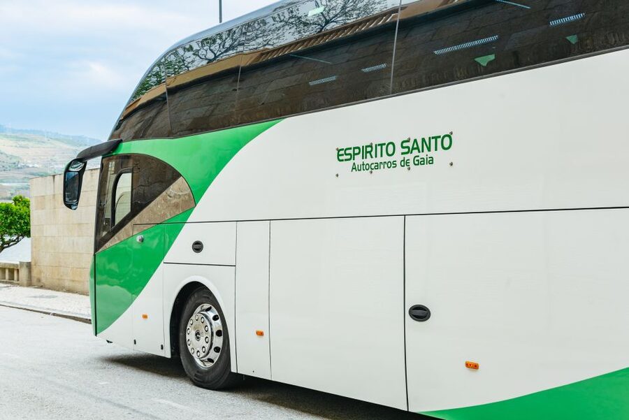 From Porto: Douro River Cruise to Régua with Lunch - From Cais da Estiva to the open Douro