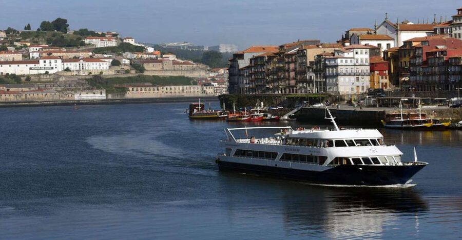 From Porto: Douro River Cruise, Winery Visit & Lunch - Starting at Cais da Estiva in Porto