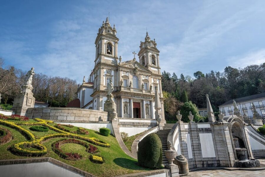 From Porto: Viana do Castelo, Braga and Guimarães Day Tour - Santa Luzia Sanctuary and the first hilltop view