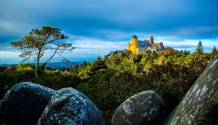 From Sintra: Pena Palace Guided Tour - Meeting at Largo Vasco da Gama 6