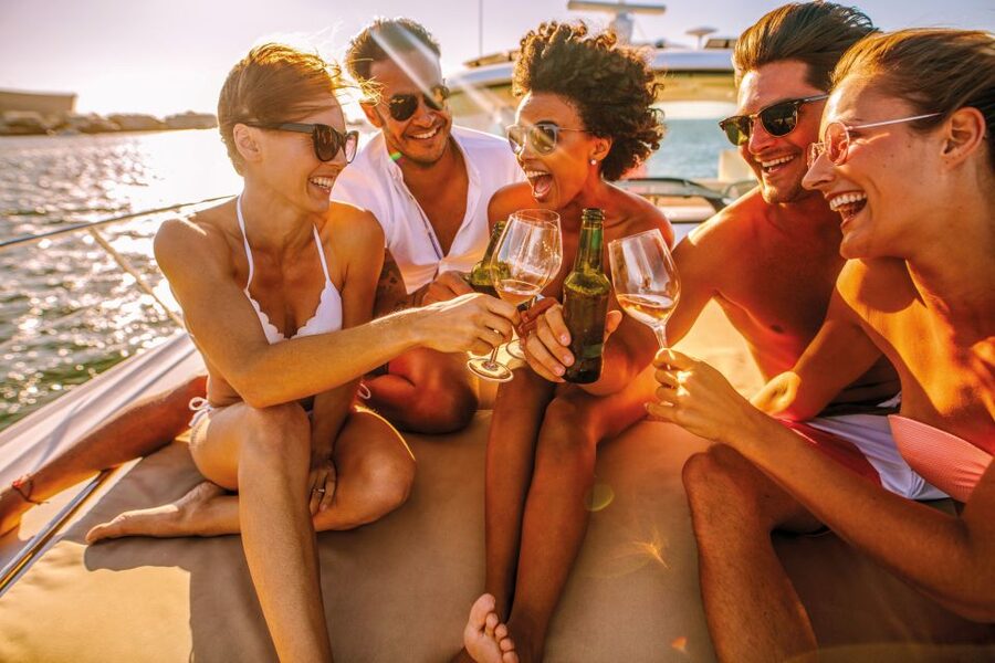 From Vilamoura: Sunset Catamaran Experience - A sunset cruise made for the Algarve coast