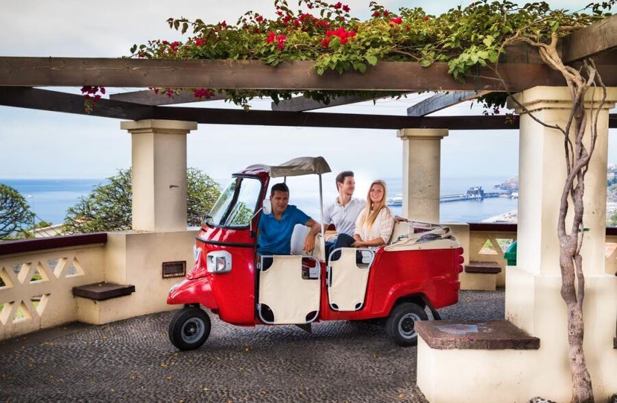 Funchal: Best Viewpoints Guided Tuk Tuk Tour - Starting with Funchal’s 16th-century Old Town