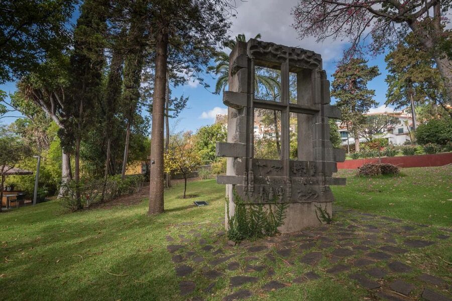 Funchal: City Highlights Tuk-Tuk Tour - Santa Clara, Quinta das Cruzes, and City Hall