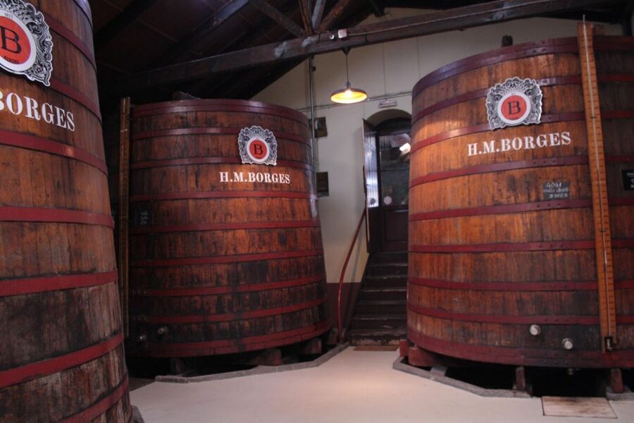 Funchal: H.M. Borges Winery Guided Tour with Wine Tasting - Choosing between Silver, Gold, and Diamond