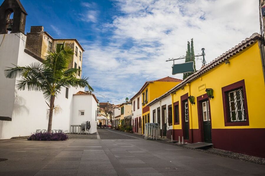 Funchal: Hop-On Hop-Off Bus Tour - Funchal’s old center, market, and monuments