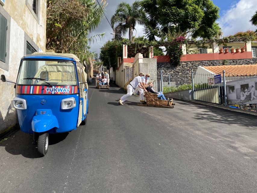 Funchal: Monte Tropical Garden & Toboggan Ride by Tuk Tuk - Climbing to Monte and Monte Church