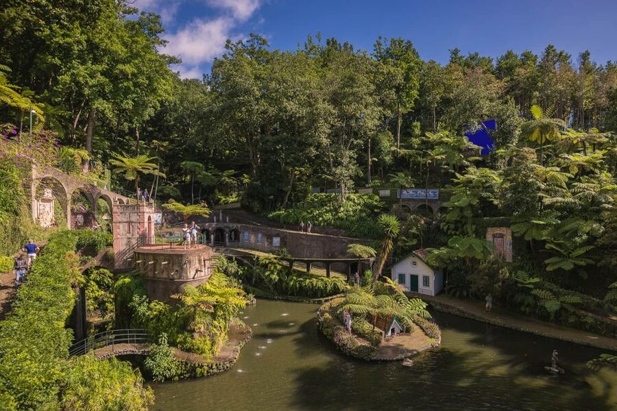 Funchal: Monte Tropical Garden & Toboggan Ride by Tuk Tuk - The Monte toboggan: what the ride is really like