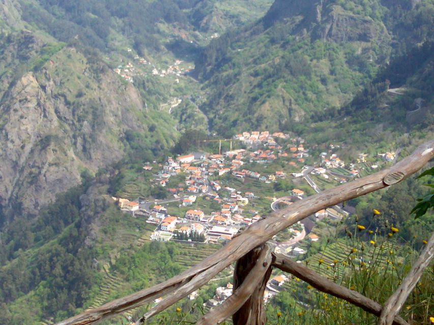 Funchal: Nuns Valley Half Day Tour - The high view into Curral das Freiras