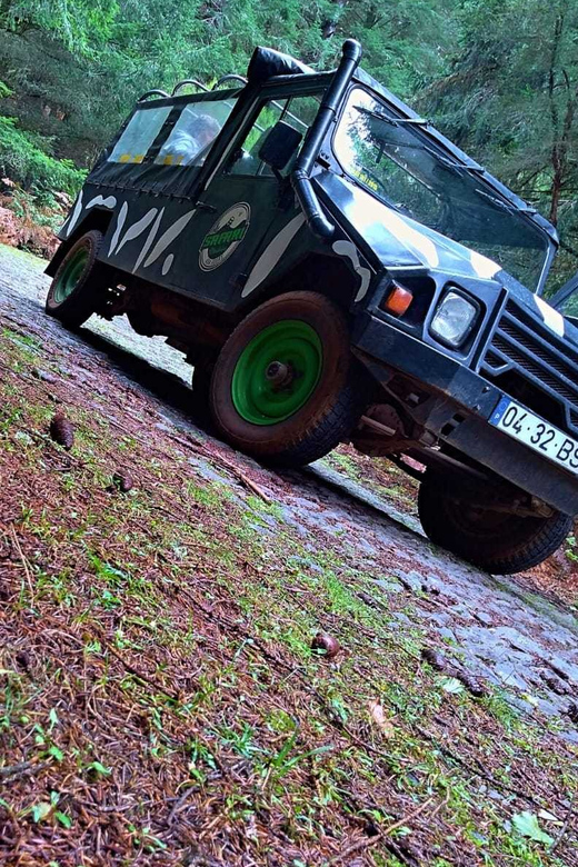 Funchal: Pico do Areeiro to Santana 4x4 East Tour - The Cova da Roda Trail and the 4x4 ride