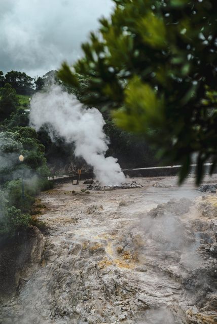 Furnas: Thermal Springs & Tea Plantation Day Tour with Lunch - Vila Franca do Campo and the first views