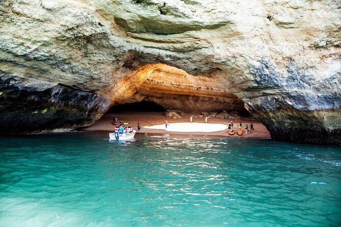 Guided Kayak Tour: Exploring Benagil Caves - Who should book this tour?