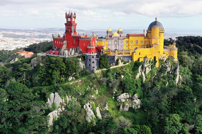 Guided Tour to Sintra, Pena, Regaleira, Cabo da Roca and Cascais - Cabo da Roca and the edge of continental Europe