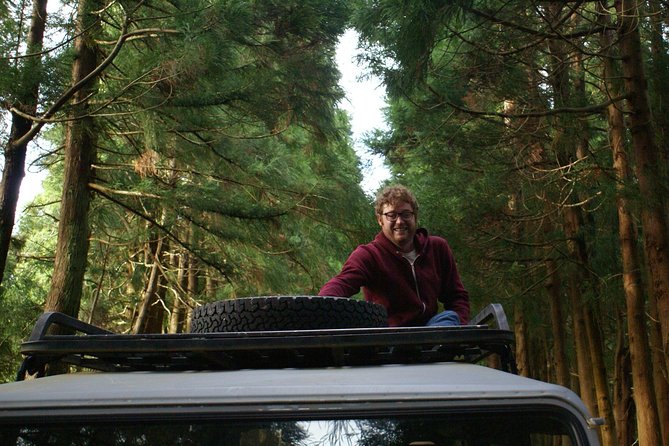 Half Day Terceira Island Tour by 4x4 - Small group or private tour: an important distinction
