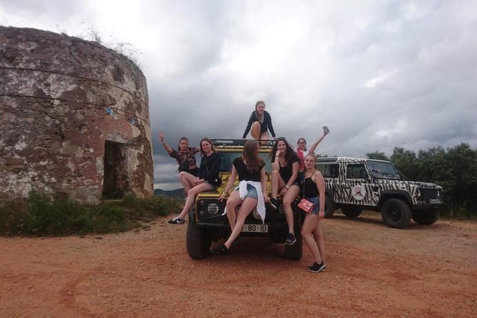 Jeep Safari Tour - Full Day - Sarnadas takes the Jeep into cork country