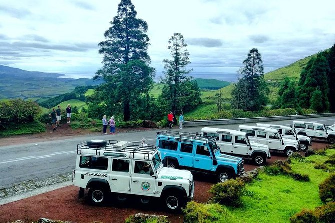 Jeep Tour Full Day Sete Cidades & Lagoa do Fogo with lunch and drinks included. - Three hours around the village and lakes