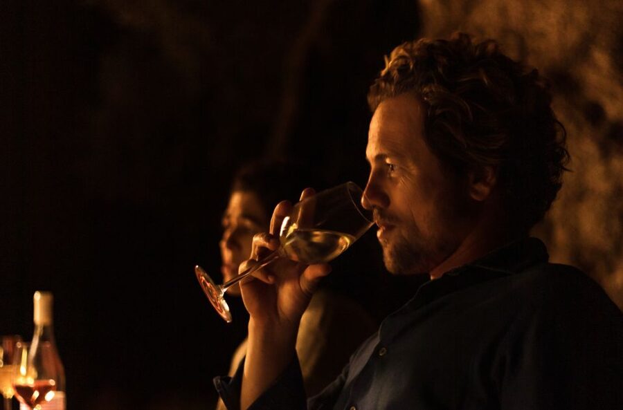 Lagoa: 2.5-Hour Vineyard Dinner with Winetasting - Why the ancient olive tree matters
